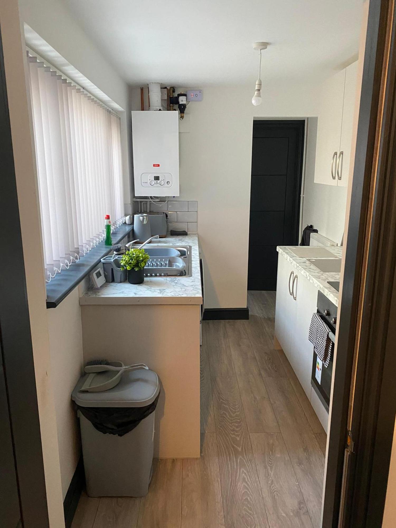 Houghton Guest House 2 Stoke-on-Trent Esterno foto