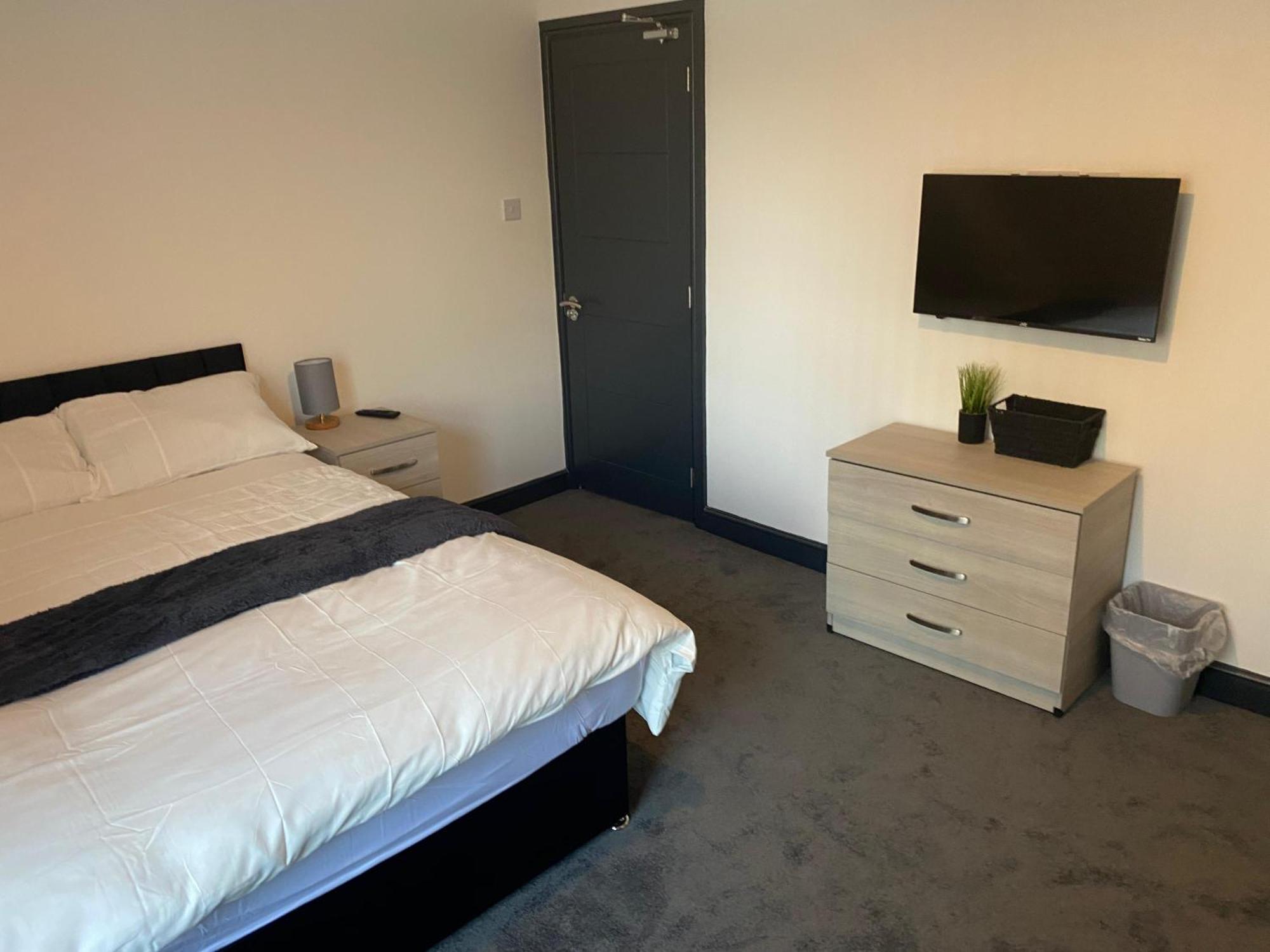Houghton Guest House 2 Stoke-on-Trent Esterno foto